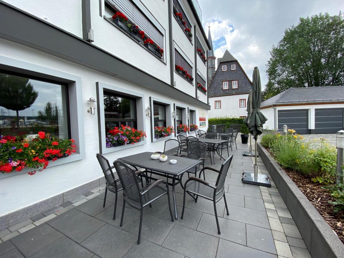 Hotel Hessischer Hof Butzbach Eksteriør billede